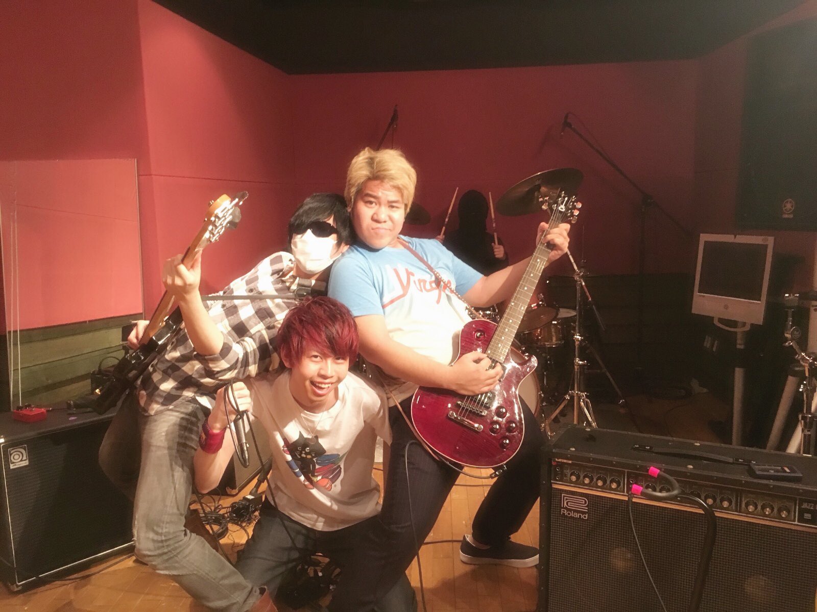 キヨ 今日は謎の活動をしてきました 結局こういう場でもふざけまくってボケちゃうので私は終わってるなと思いました これ歌とかの動画を撮ったのかと思うじゃないですか 撮ってないです キヨ 今日は謎の活動をしてきました 結局こういう場でもふざけまくってボケちゃうので私は終わってるなと思いました これ歌とかの動画を撮ったのかと思うじゃないですか 撮ってないです