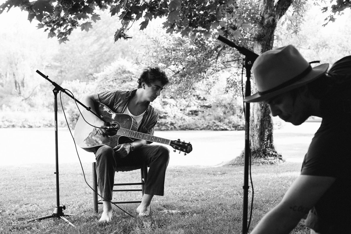 TwinPeaksDudes's tweet image. "Down In Heaven" is finally out today, go get it here: bit.ly/224a6ys
#downinheaven #runitagain