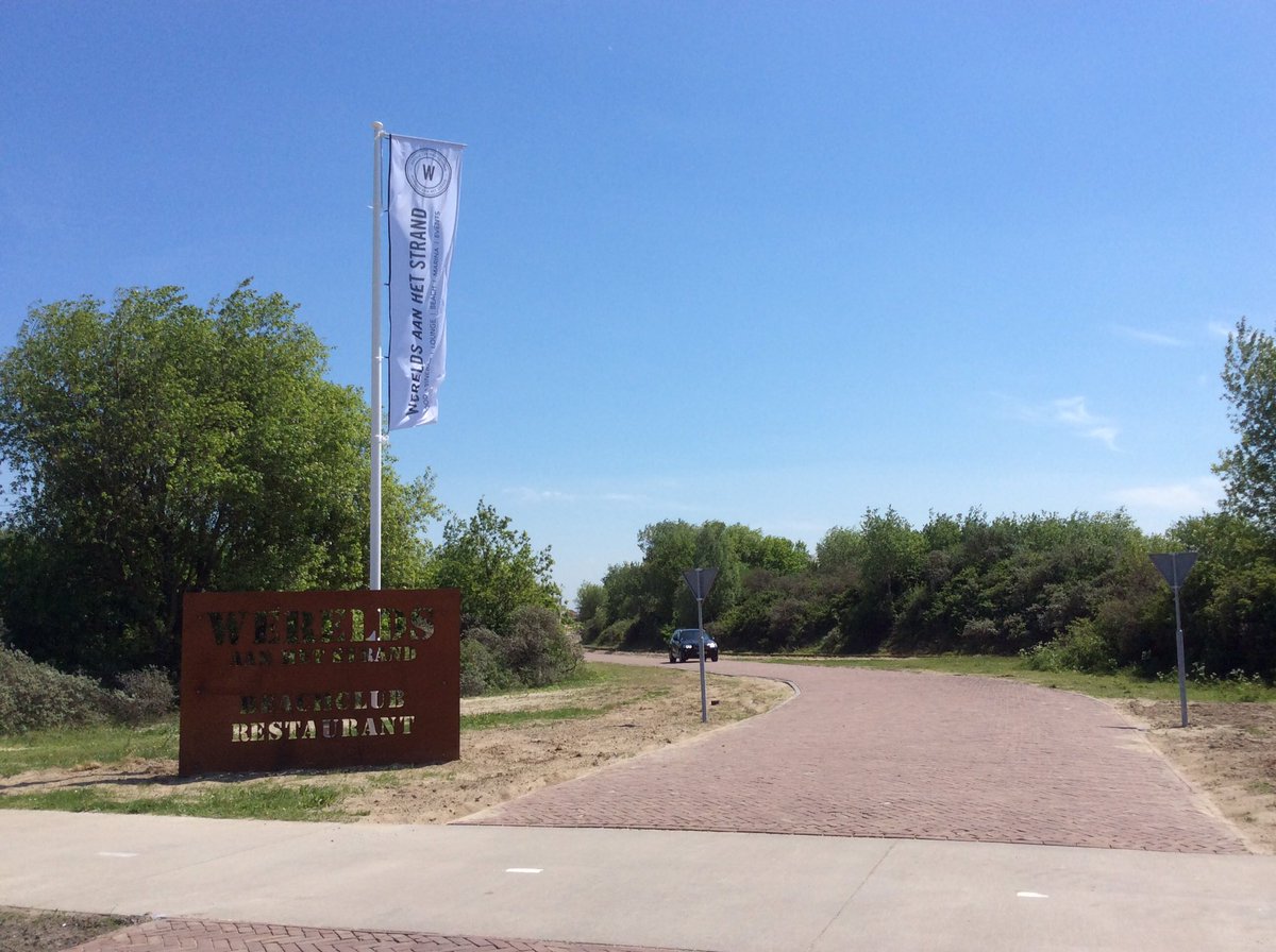 #trendwatch nieuwe norm in #bungalow &amp; #vakantie Opening Hotel &amp; Beachresort Punt-West <a href="/OasisParcsInfo/">Oasis Premium Resorts</a> @VVVZeeland