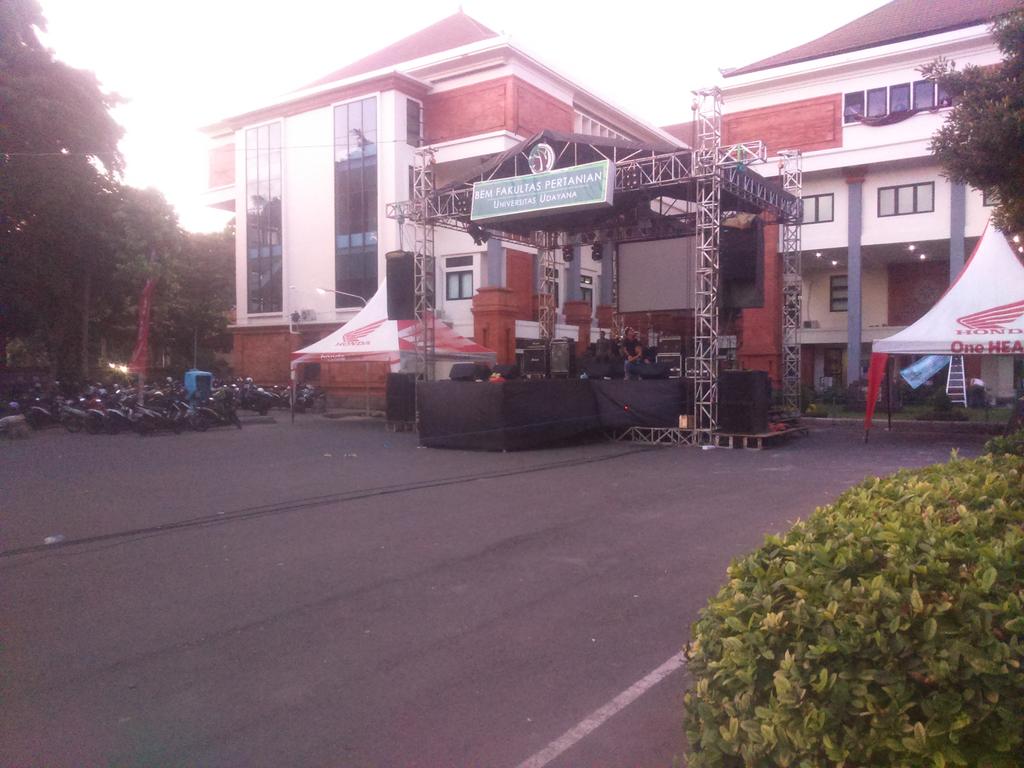 Justmind27's tweet photo. Check Sound for Agriculture Music 3, get ready for tomorrow ya at 5pm! Justmind Bali https://t.co/x5t84F4SPx