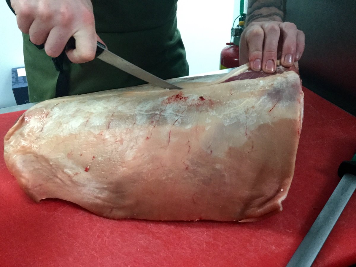 ArtSchoolLpool's tweet photo. A luscious #lamb delivery courtesy of @EdgeButchers https://t.co/JSYJZu6RbK #MenuExcellence #SpringSensation https://t.co/7wm0RhcP2J