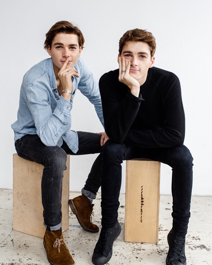 JacksGapCol's tweet photo. Happy 23rd Birthday you guys! Keep on doing such amazing things! 🎂🎈@JacksGap @JackHarries @FinnHarries https://t.co/KJp8QXx1C0