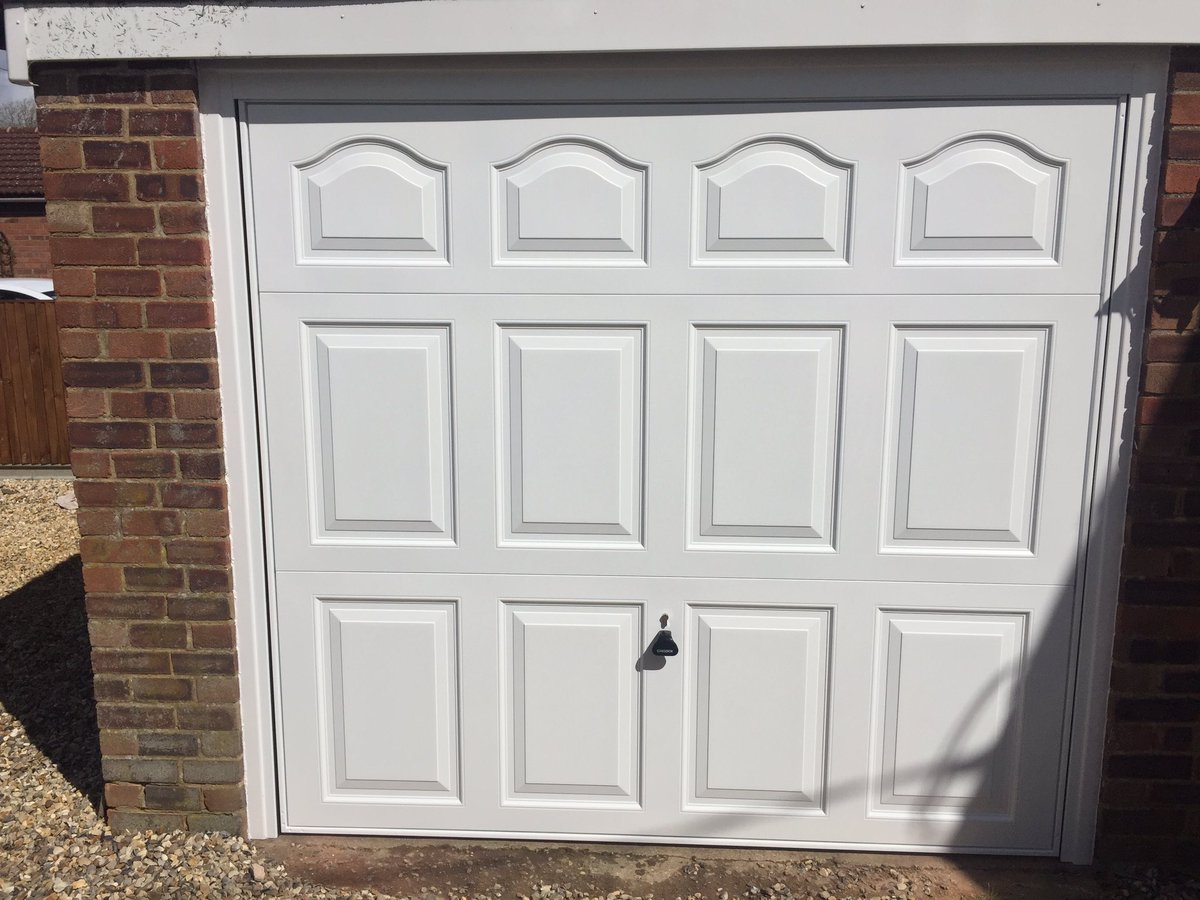 YLGDMLtd's tweet photo. Old up and over out and new cathedral style up and over fitted https://t.co/fl4B9RJ7gN