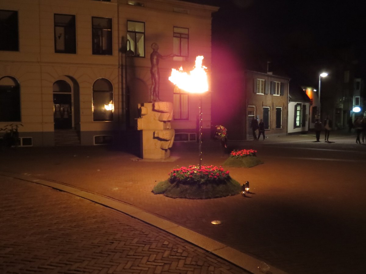 <a href="/FreedomFlameUK/">Freedom Flame</a> returns to its spiritual home. 5 Mei Plein, after the day's celebrations. <a href="/Wageningen45/">Wageningen45</a>