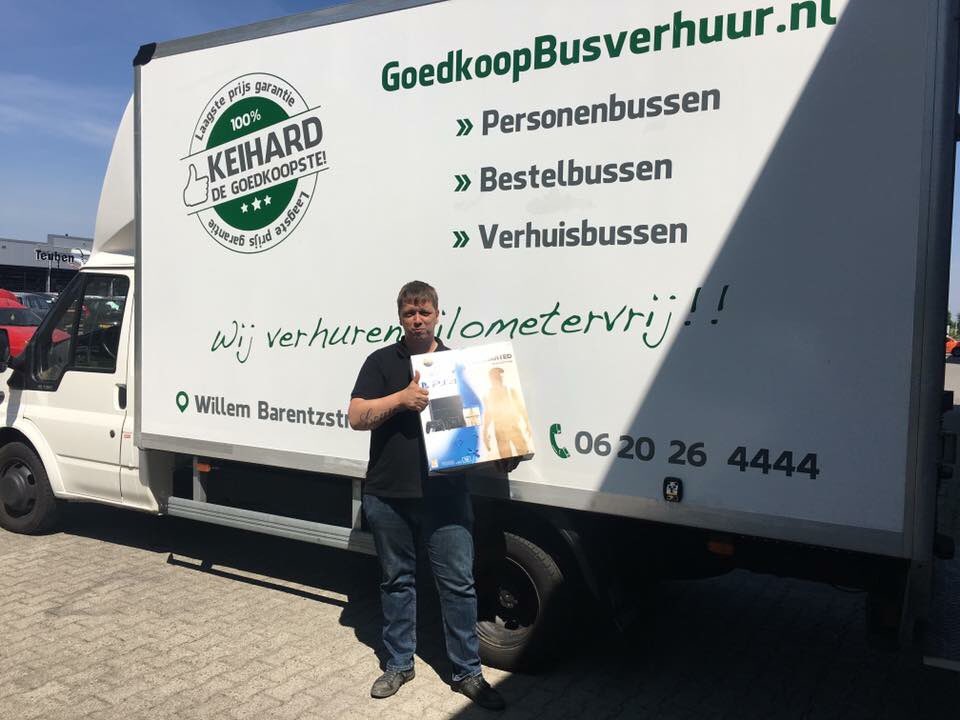 En de winnaar van de PlayStation 4!! Veel game plezier 👍🏻 goedkoopbusverhuur.nl