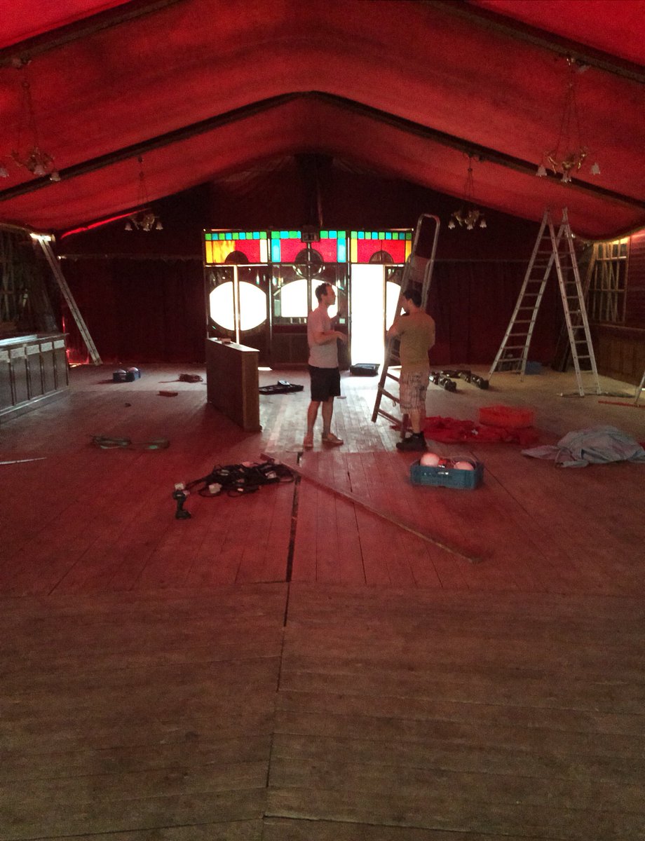 Bouw van #detentvanBell in volle gang olv <a href="/TonLamberts/">Ton Lamberts</a> 

<a href="/MaaspoortVenlo/">Maaspoort</a> <a href="/SuuSseegers/">Suzan Seegers SuuS</a> @LetaTwit <a href="/tendamme/">Ellen ten Damme</a>