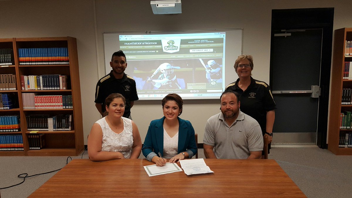 CHSRaiderNews's tweet photo. Dennise Carrazco signs with D-III Franciscan University of Steubenville to play softball.  GO RAIDERS #CHSRaiderNews https://t.co/HjXojhonc3