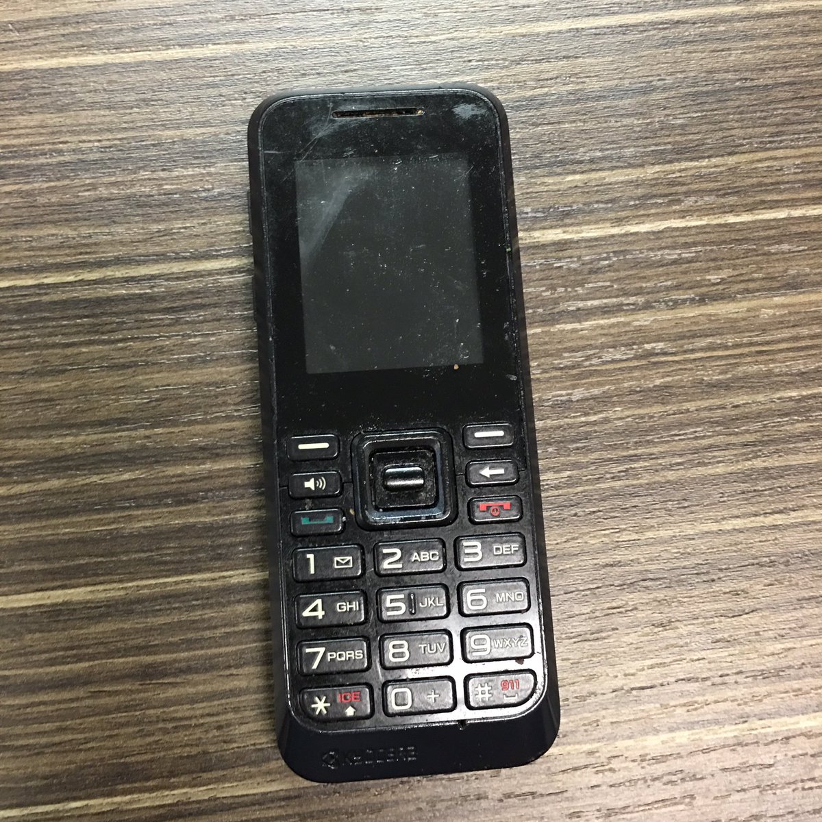 Pacita_HH's tweet photo. @OULostandFound @OUCrushes @OUConfessions @oupolice found phone in front of W.Union Cemetery phone is at 171 WUSOC https://t.co/s9edQetEXF