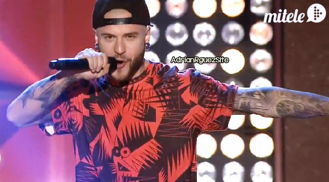 AdrianRguezSite's tweet photo. FOTOS | @adrirodriguez8 en la 2º Gala de @levantatet5.
#Levantate2 [5] https://t.co/AUoO3pimE8