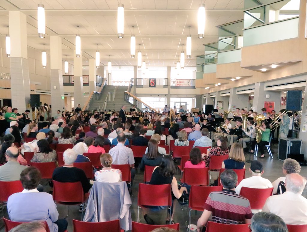 bricknix's tweet photo. Great night of music #StrawberryPops in new WHS Commons &amp; recognition of graduating seniors! https://t.co/GerPrHjSOX https://t.co/X0oKfHBbNt
