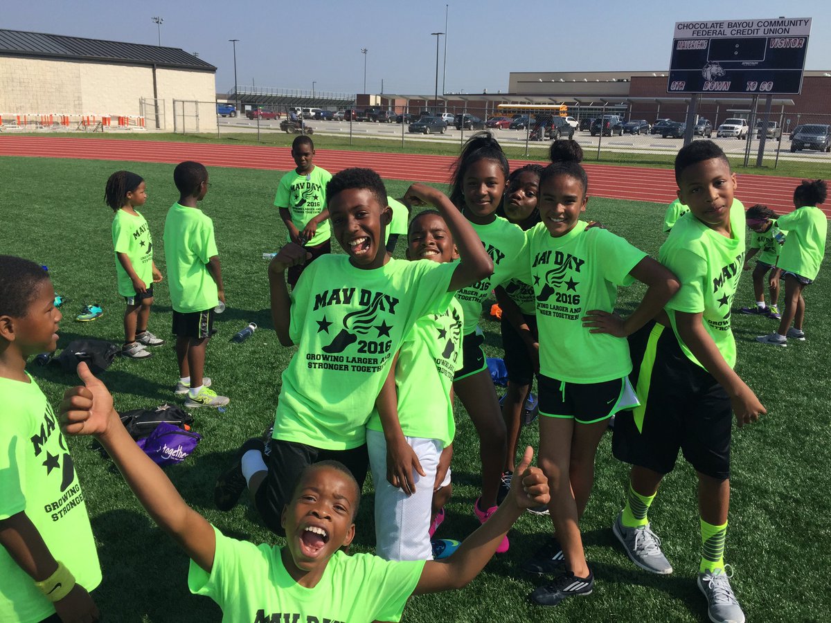 YorkElem's tweet photo. GYE MAV Day fun! @AlvinISD https://t.co/VQUl7eigNO