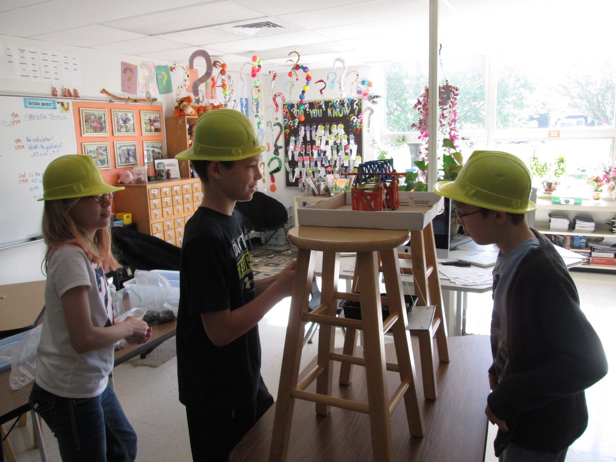 ChallengePV's tweet photo. #5STEM exciting/anxious day as we test our bridges for strength... https://t.co/BYXgQxAfWi