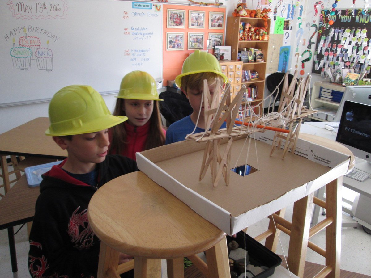 ChallengePV's tweet photo. #5STEM exciting/anxious day as we test our bridges for strength... https://t.co/BYXgQxAfWi