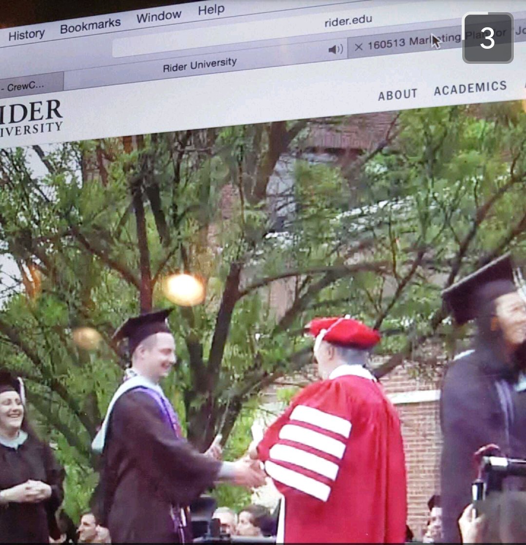 MrHopsonRHS's tweet photo. #MrHopsonDoesGraduation https://t.co/FavdRybh6b