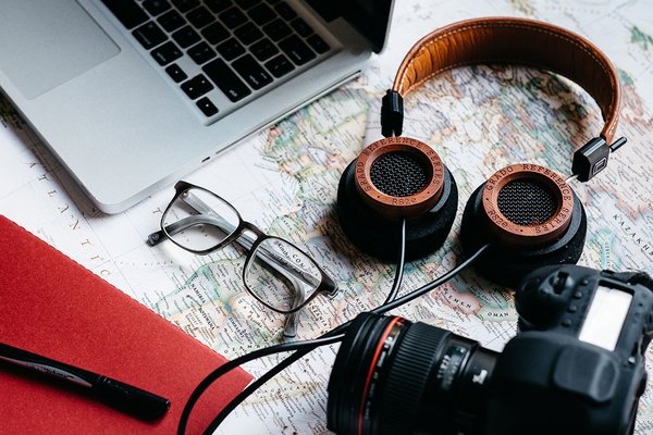 All this travel gear looks AMAZING. Enter to win with me! <a href="/nttd/">Netted by the Webbys</a>  -    swee.ps/iRPfHaA