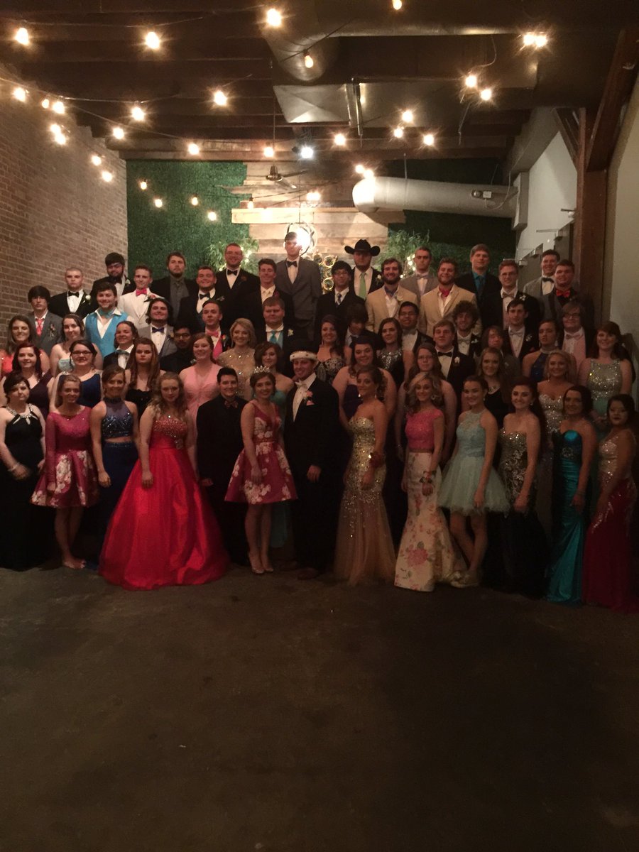 GHHSPEPCLUB's tweet photo. Later Seniors. Thanks for the memories!!! https://t.co/j2aKB9JRqU