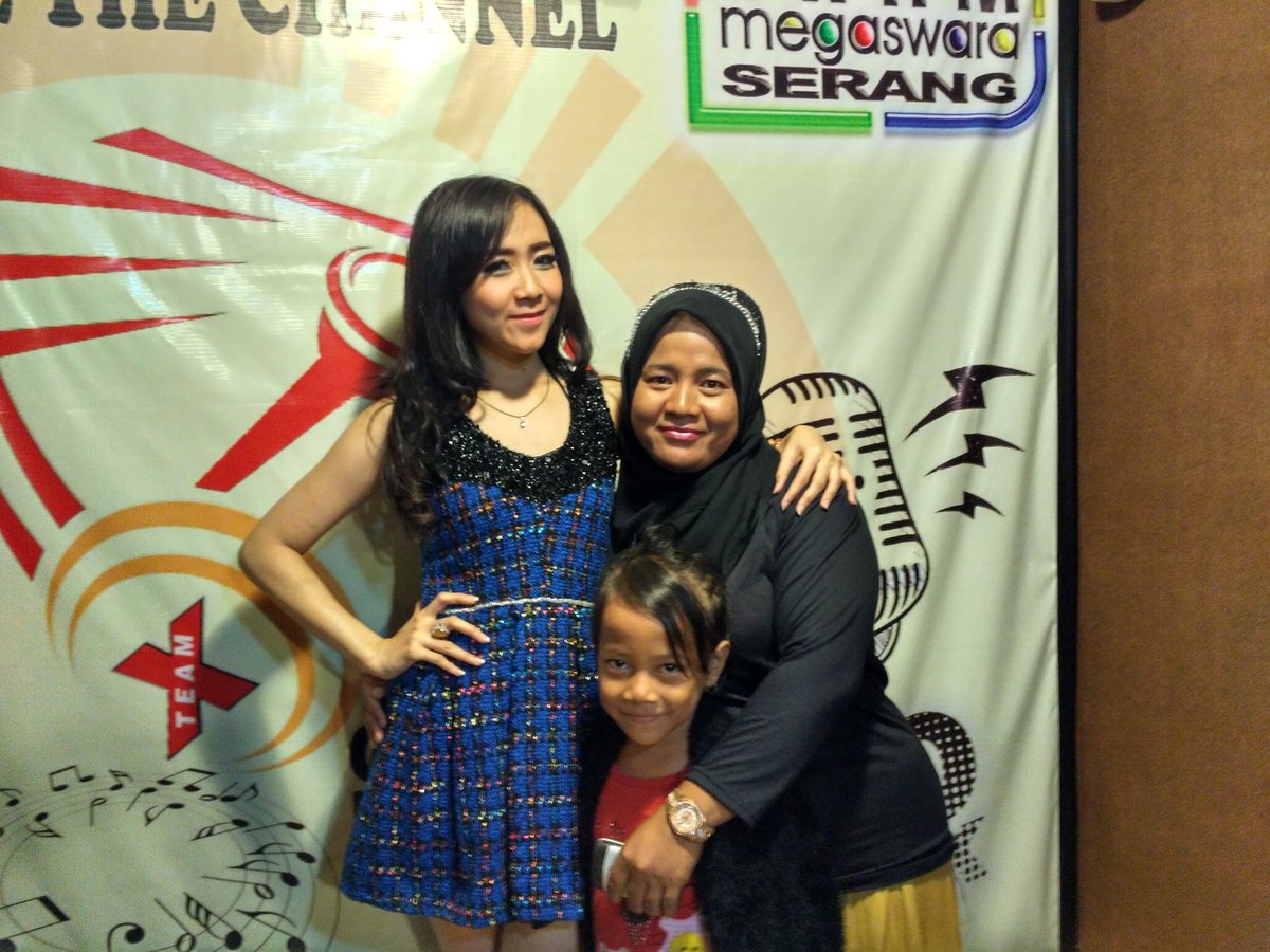914megaswara's tweet photo. @ucie_sucita visit TRIms yah @anjasmegaswara @RenyYuldan @NAGASWARA_ID https://t.co/jZlerGo2yw