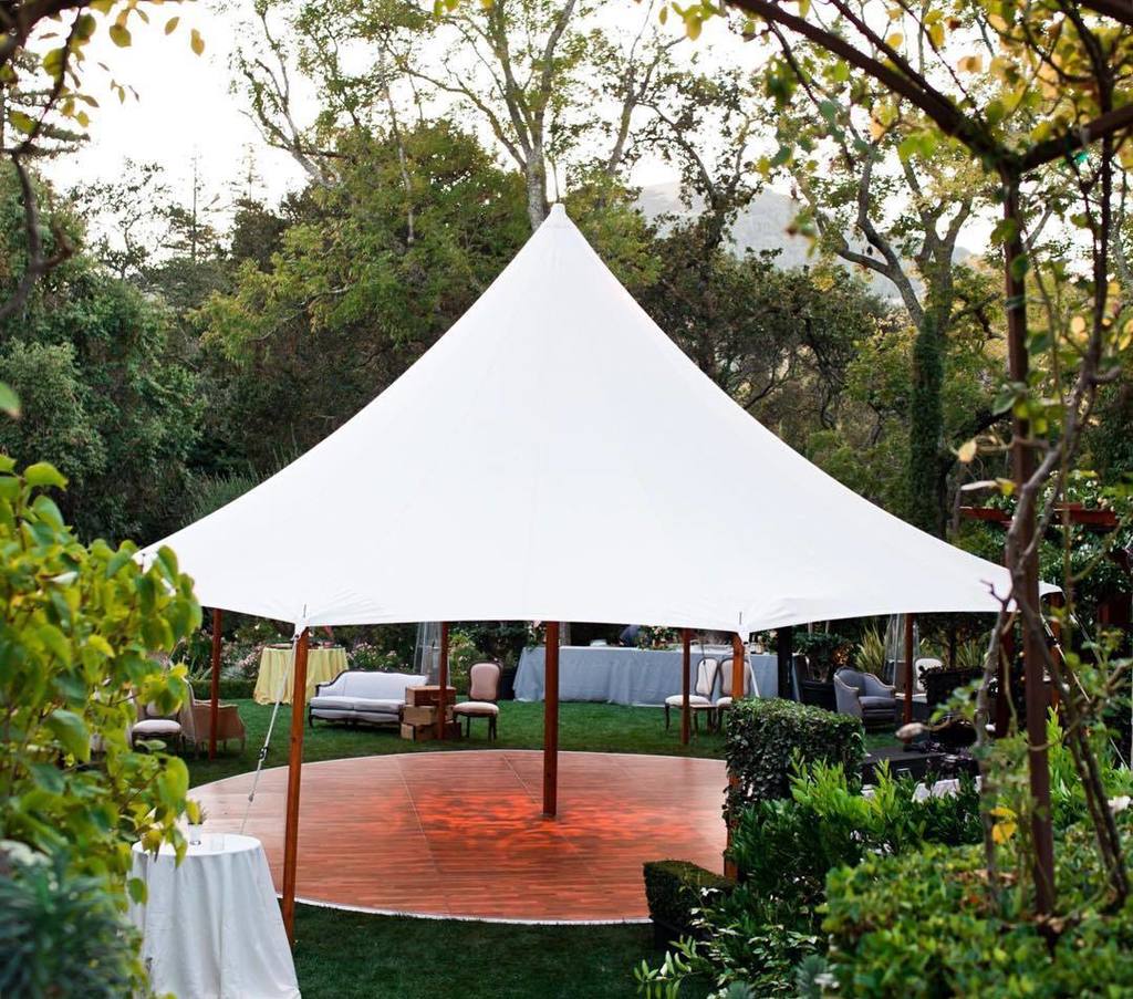 ZephyrTents's tweet photo. A round dance tent deserves a round dance floor @tastecateringsf #impactlighting #hartmann… https://t.co/PVlJBAKM2f https://t.co/dvu6VzQ1Qb
