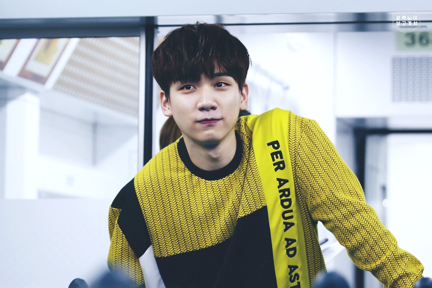 CiWRoJFUYAAe0fT.jpg:large