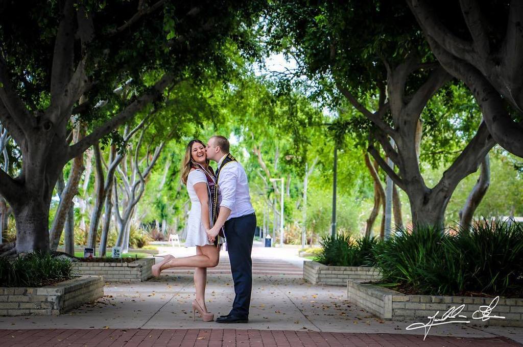TeaganDaner's tweet photo. CSULB Grads #ideclarelb #csulbgrads #calstate #californiastateuniversity
#canon_photos #feedbacknation #agameofton… https://t.co/YlRipJ2jvh