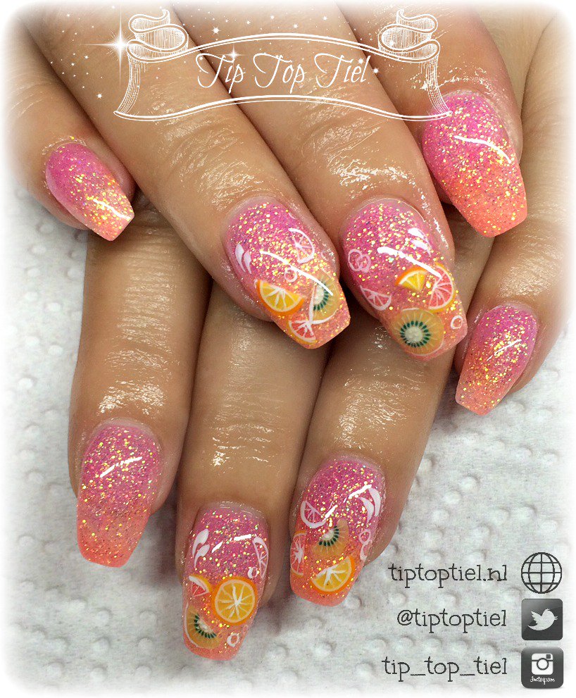TipTopTiel's tweet photo. Zomer! #nails #acrylicnails #summernails #lemonade Deze zijn zo leuk! https://t.co/DcfLMQMx0y