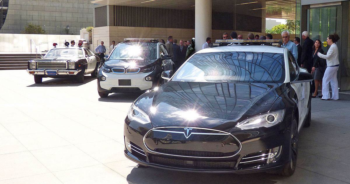 RT @g8ytz <a href="/engadget/">Engadget</a>: LA cops aren't ready to switch to Teslas just yet engt.co/1TaKr57
