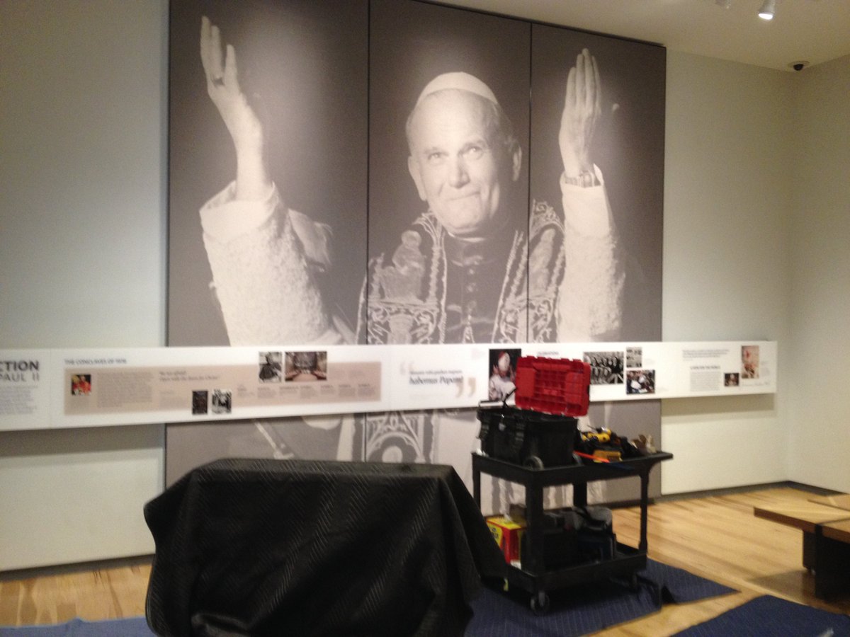 Bobby_Novawall's tweet photo. Digital Print of The Pope www.novawall #digitalprinting #ceilingsolution #acousticalsolutions #wallart #wallsolution https://t.co/NQHaB77Z0J