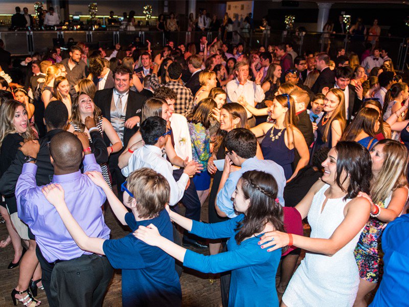 BestBuddiesVADC's tweet photo. Tonight's PROM NIGHT! Join us on the dance floor! Tix still avail. https://t.co/XQkYnfjdIZ #BBCR #BBprom2016 #dclife https://t.co/4HX3eOankX