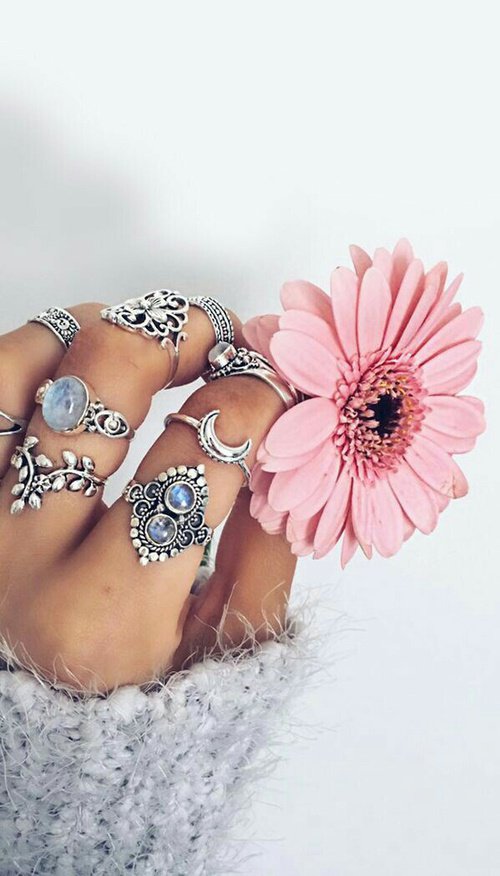 #fashion #accessories #stackedrings #rings #jewelery | We Heart It buff.ly/23OaGQc