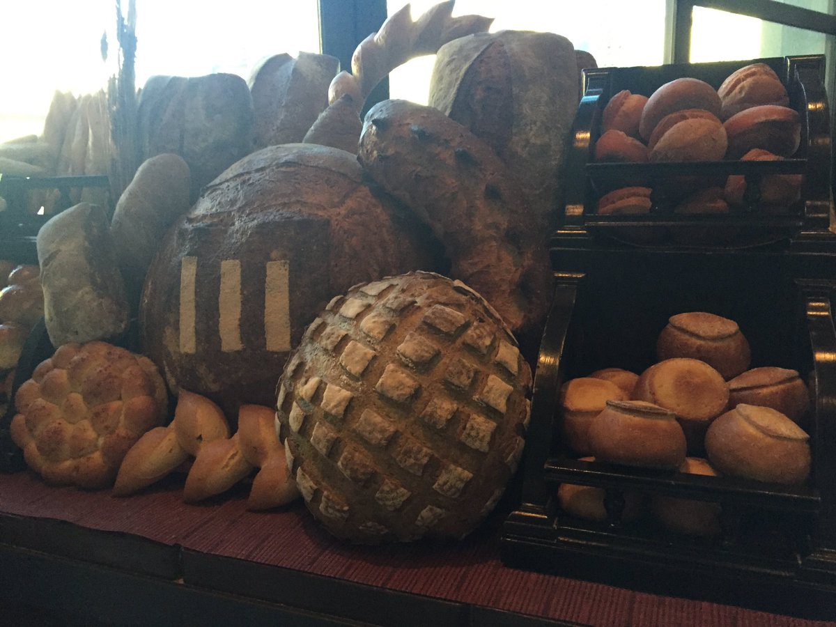 last night blissful dining experience <a href="/guysavoy/">Guy Savoy</a> in Las Vegas, host of star chef <a href="/JulienAsseo/">Julien Asseo</a>