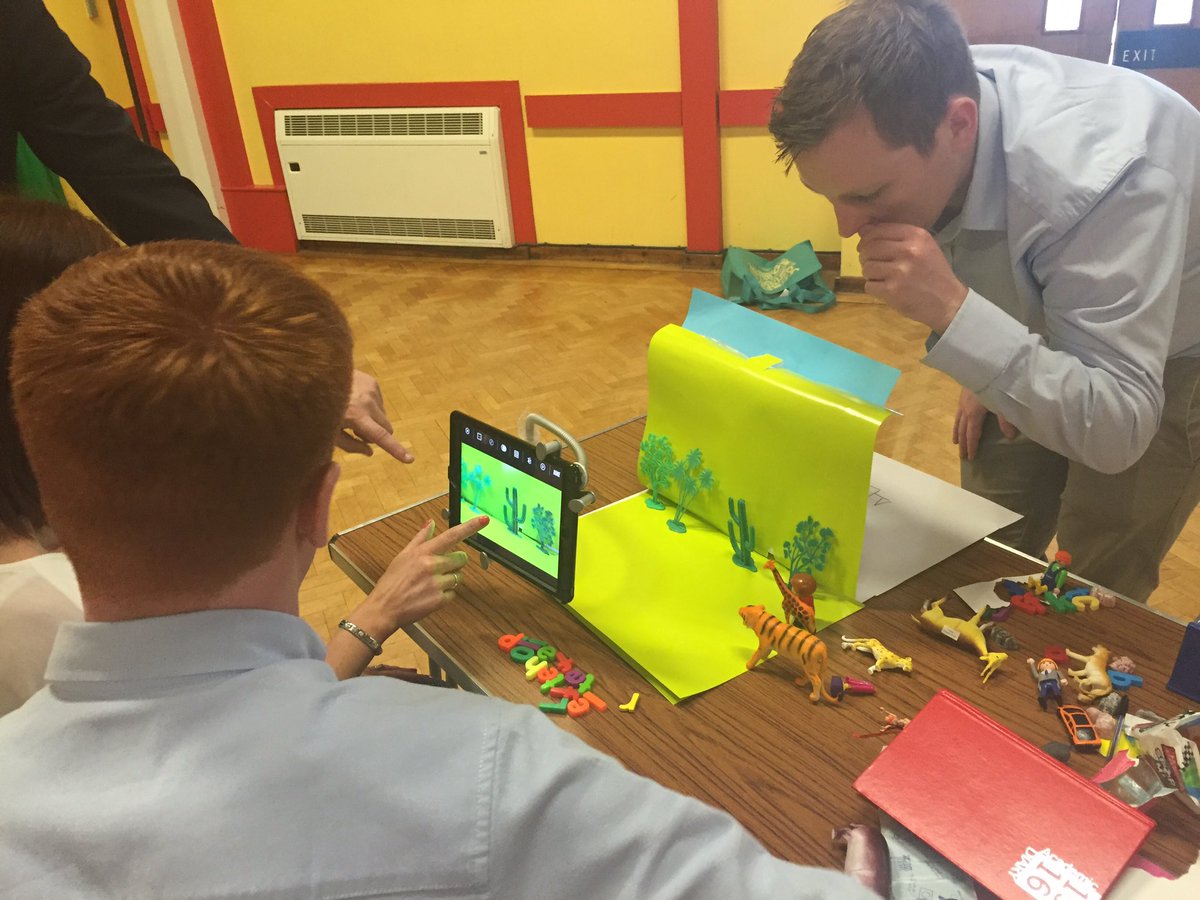 unameabh's tweet photo. Another fantastic day of @iteach_uk stop motion training combining Literacy, UICT, TSPC and a whole lot of fun. https://t.co/flJBKLPDWD