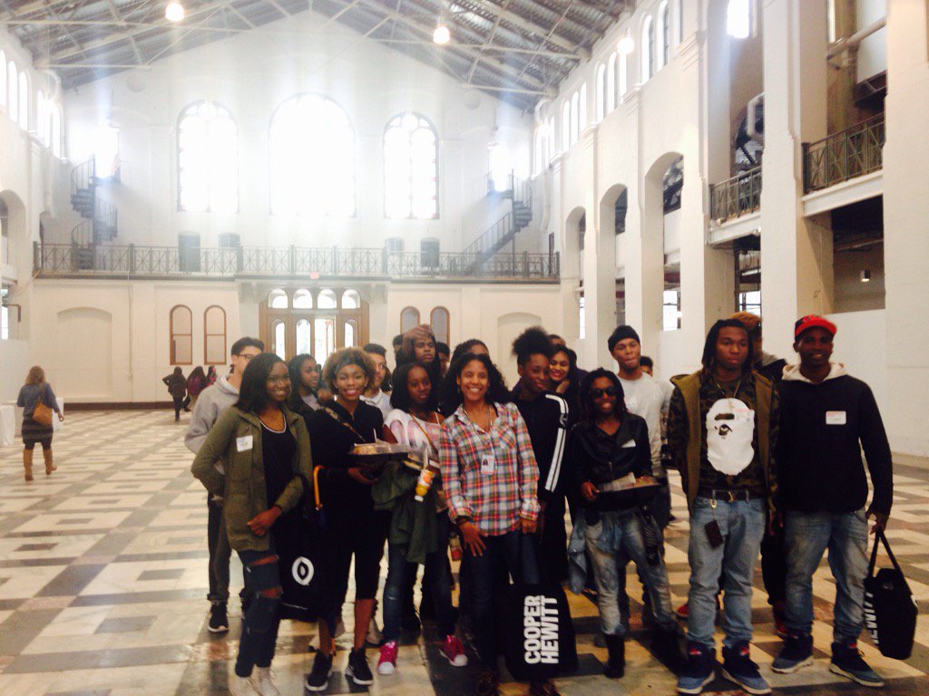 dcpspartners's tweet photo. @CardozoITAcad students had a great time at the #DCDesignSummit thanks to our partners @cooperhewitt #partnersrock https://t.co/p0WG97aIUq