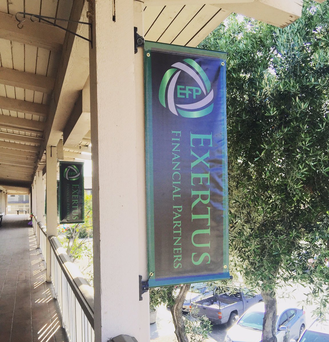 DocsandImages's tweet photo. Glad to see #Exertus Financial Partners' #polebanners are up! They are 16oz #OutdoorVinyl provided by @DocsImages https://t.co/n83IfJCXKn