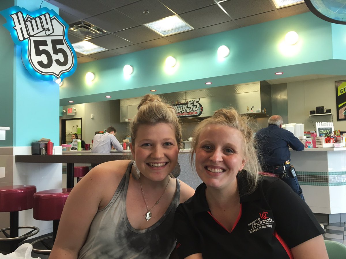 JDLE_Gray's tweet photo. First Clifton food rating: @UCnursing OSA lunch @ Hwy 55. Atmosphere: A, Value: A, Parking: C, Food: A, Service: A- https://t.co/VT7Fc4lWZx