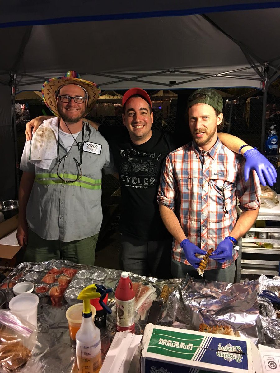 🐽  <a href="/BBQRibdiculous/">Ribdiculous BBQ</a> <a href="/junebugbbq/">Justin Spencer</a> <a href="/AdamHEvans/">ahe</a> <a href="/chefjohnnyk/">John Keenan</a> <a href="/memphisinmay/">Memphis in May</a>