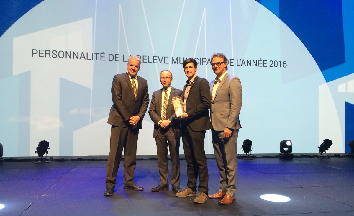 Bravo à Stéphane Boyer, conseiller municipal à #Laval, élu Personnalité de la relève de l'année #UMQ! #Assises2016