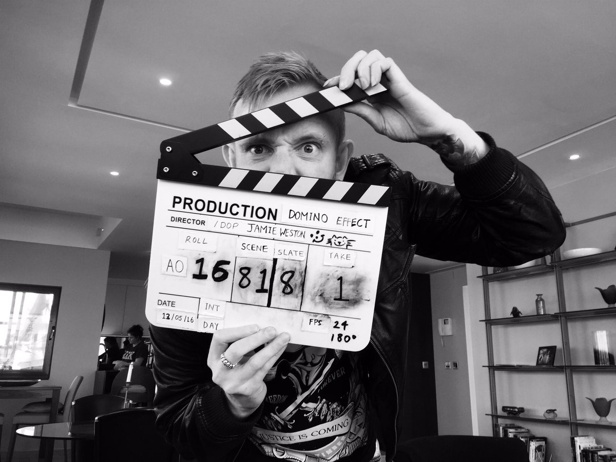 DaveDark0's tweet photo. Day 2 onset was very bloody thanks to ME! 😈 great day filming. I'm now wrapped till a few weeks time. #dominoeffect https://t.co/3hcUz1Y6yh