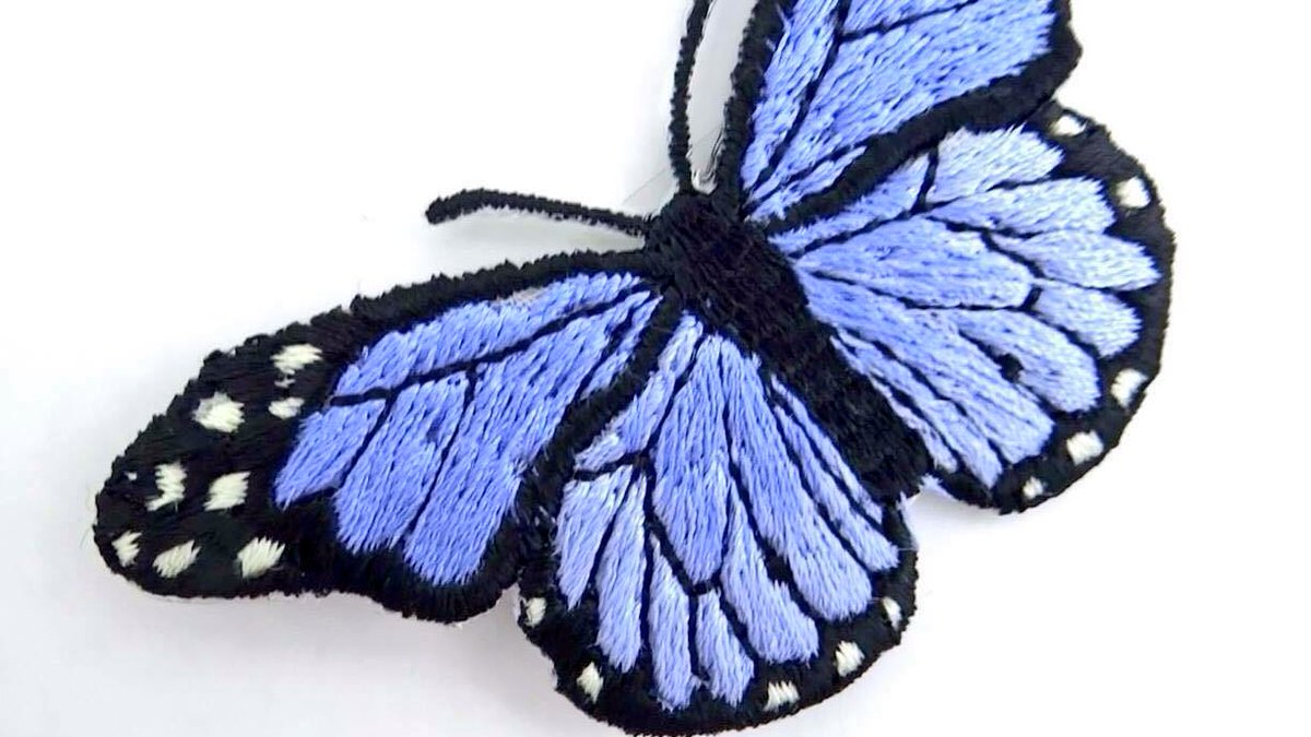 LiveColorfulCo's tweet image. Aburrida de tu closet? Checa estas ideas para renovar tu ropa con un toque bohemio #DIYmoda youtu.be/iuDewqWa6tE