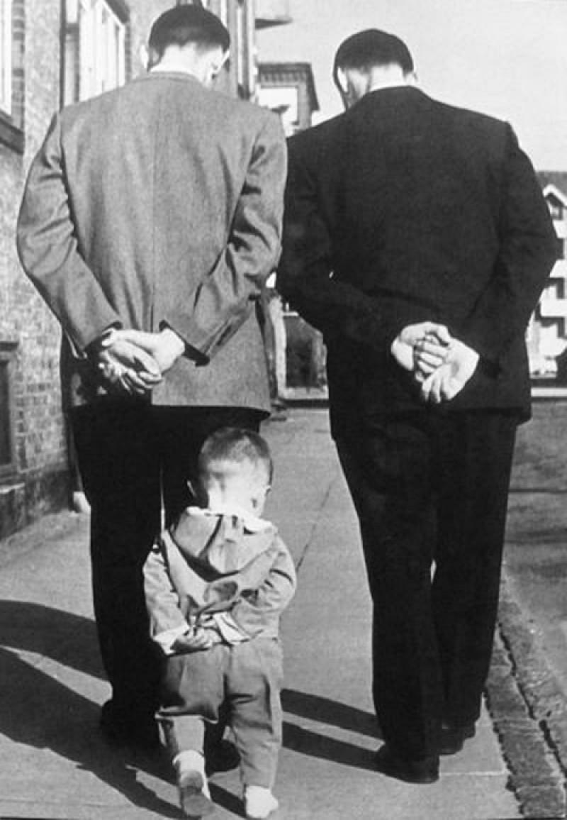 Growing up. Photograph by Robert Doisneau.