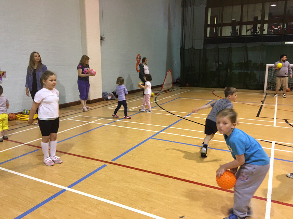 StMarysPS14's tweet image. P1 had a brilliant morning at our joint sports event with @KSCC23 @Ardgowanpr #Numeracyacrosslearning