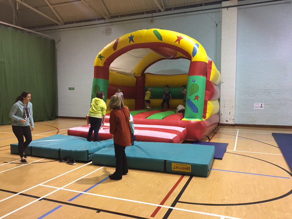 StMarysPS14's tweet image. P1 had a brilliant morning at our joint sports event with @KSCC23 @Ardgowanpr #Numeracyacrosslearning