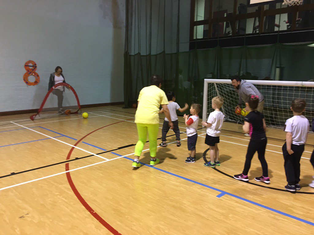 StMarysPS14's tweet image. P1 had a brilliant morning at our joint sports event with @KSCC23 @Ardgowanpr #Numeracyacrosslearning