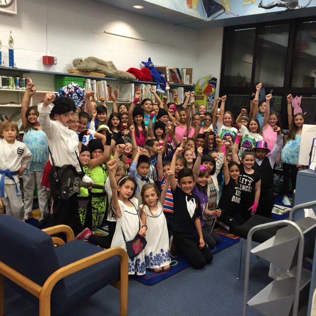 FRPrincipal64's tweet photo. Franklin Night of the Stars!!! #engaged64 https://t.co/m3dWc9a7cX