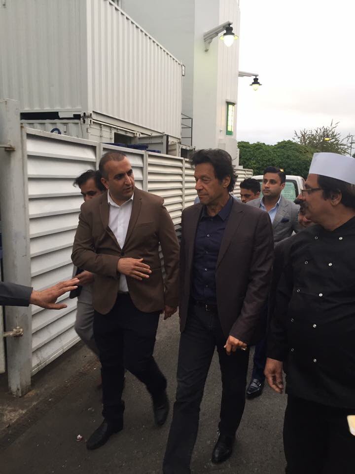 iihtishamm's tweet photo. #ImranKhan reached #London to attend a charity dinner https://t.co/iMm1P5HF5G