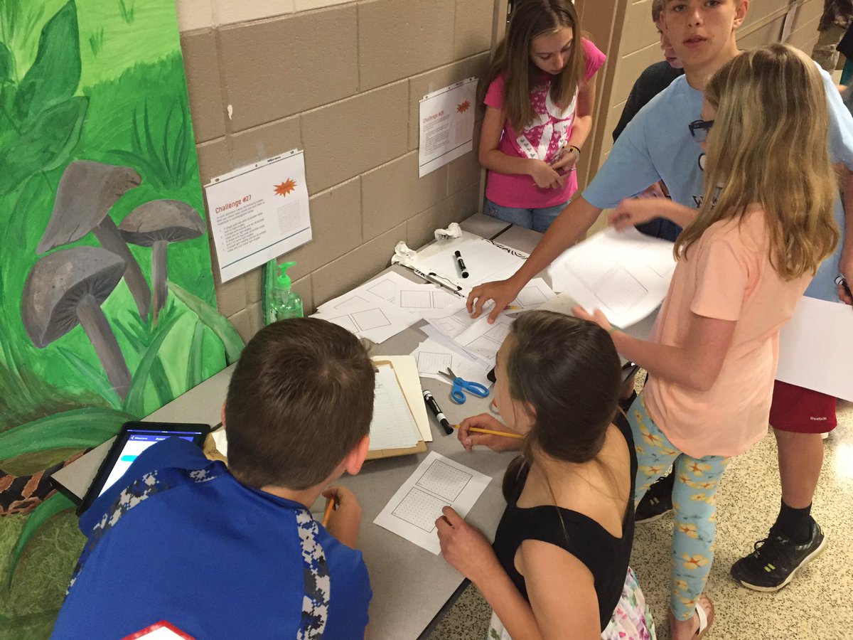 21stCentEdu's tweet photo. 5th graders @WABessElem use iPads to review for math EOG with #GooseChase! #StudentEngagement #gcsk12 #EOGtime https://t.co/dY8RcrdDOg