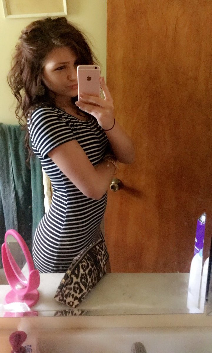 kylerelaine09's tweet photo. 🙆🏽 https://t.co/AscdXit4ZM