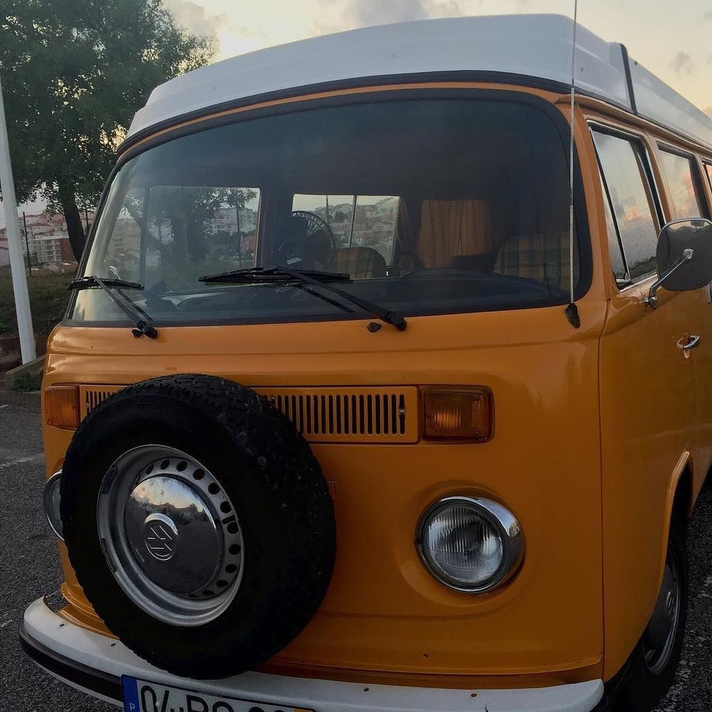 dubbusses's tweet photo. Friday, and I'm in love... #vintagevans #vwbus #vwoldtimer #vwwestfalia #baywindow #mygirasol #westfaliavw #vwcampe… https://t.co/7SJK4wVl6o