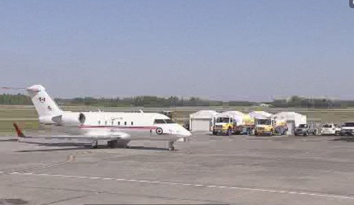 tedgbauer's tweet photo. Pretty high falutin' jet at the #Vegreville airport spotted by @taylormadegirls today. #yeg #thuglife #psyanka https://t.co/ZVXJMEMoHM