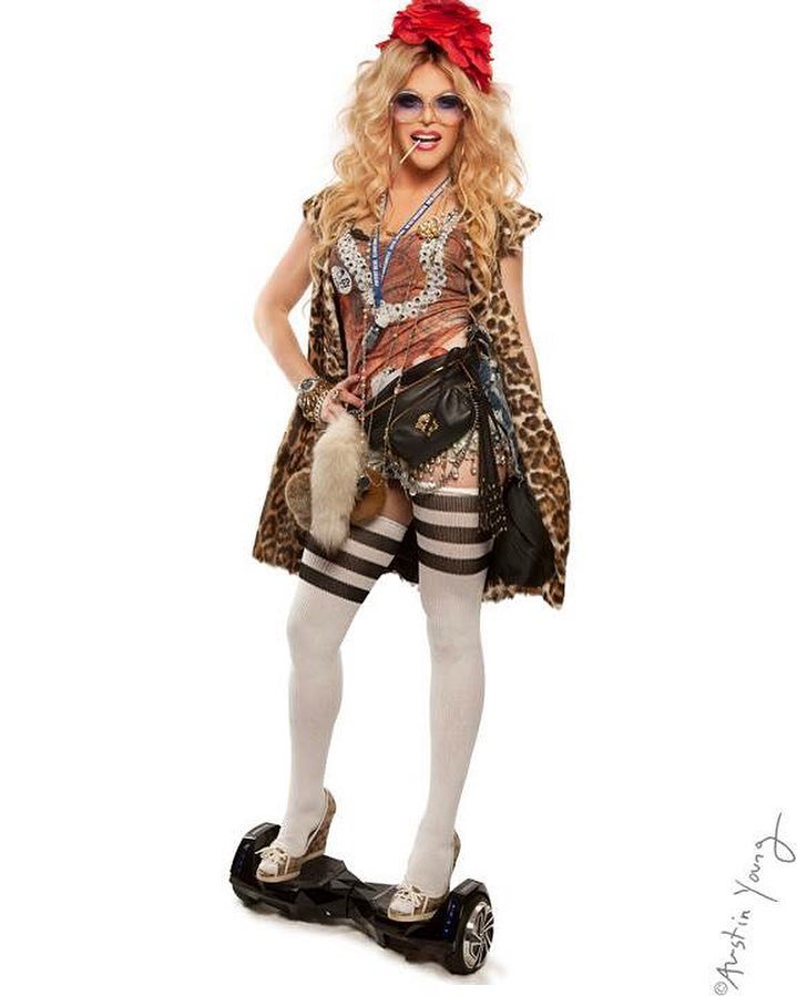 WeHoArts's tweet photo. Check out pics of @willam (&amp; many more!) by @austinyoungforever taken at @wehoarts #onecit… https://t.co/OpqGvZSDlm https://t.co/gHe3DlmFzN