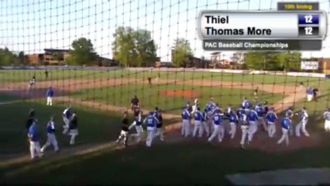 ThomasMoreKY's tweet photo. A walk off GRAND SLAM Sends the @tmcsaints to the @PAC_Athletics championship game tomorrow 16-12! https://t.co/DhbN5PYkzY